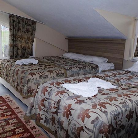 Sarimese Otel Demirci   Bagian luar foto